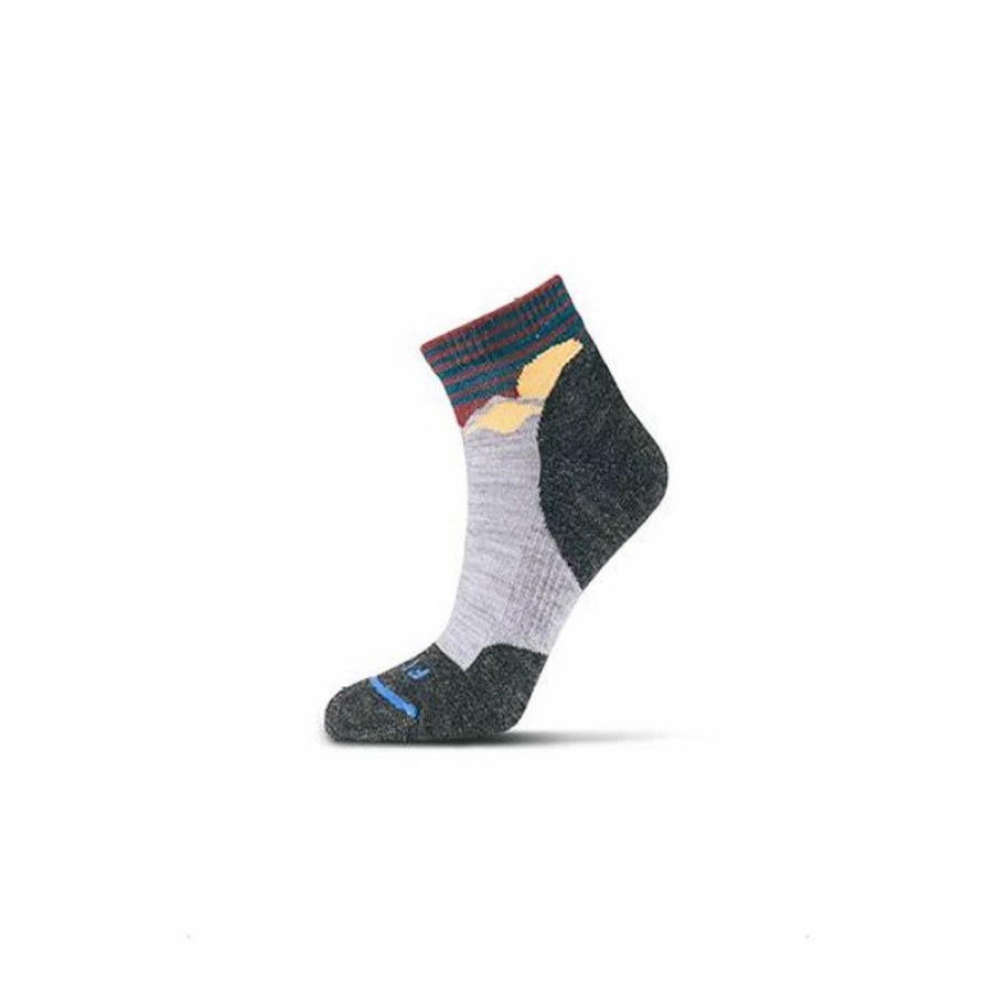 Socks | * Fits Light Hiker Quarter Sock Sunrise Uni